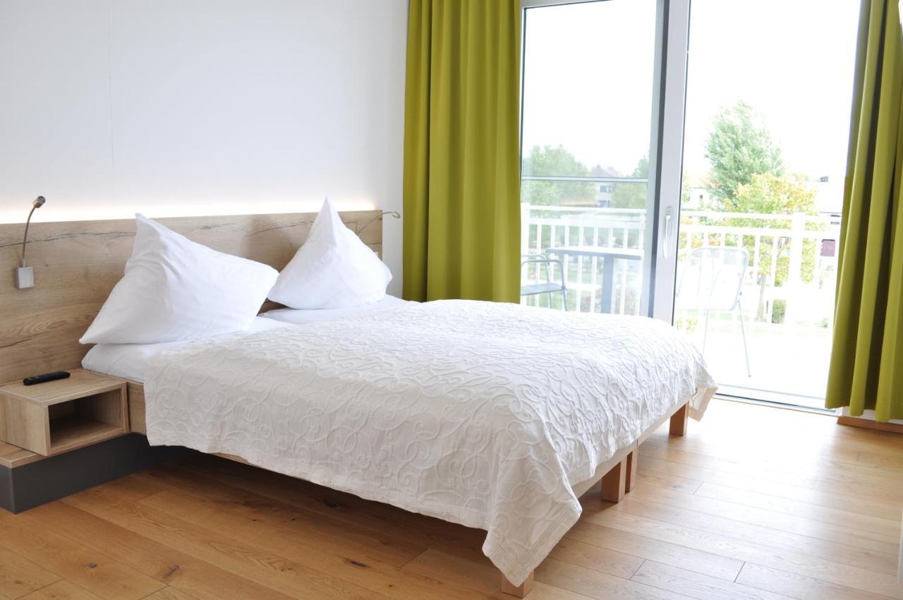 Seehotel Herlinde Podersdorf am See Buitenkant foto