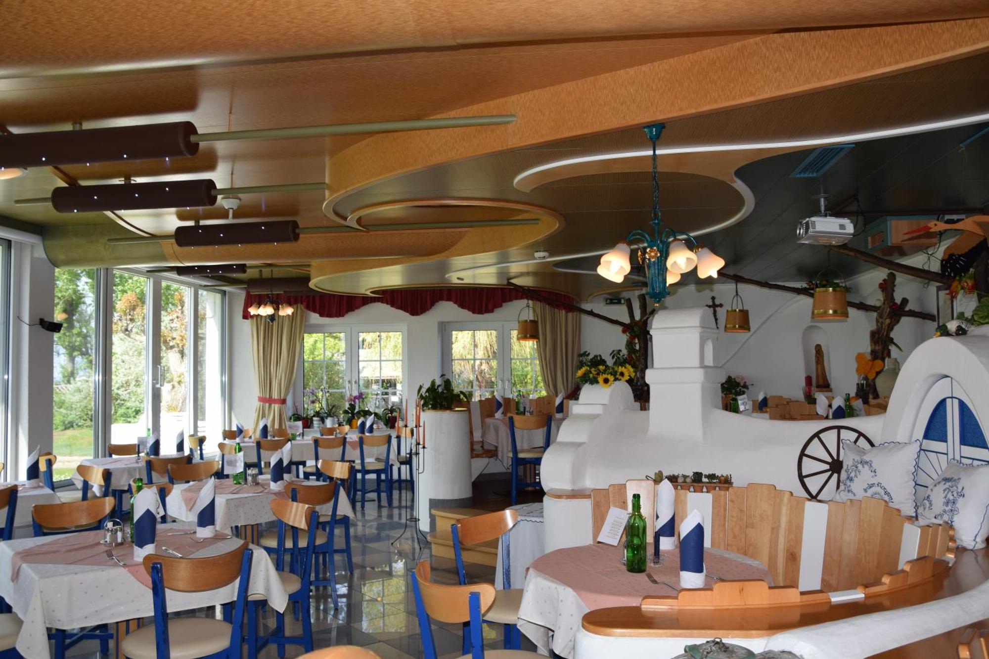 Seehotel Herlinde Podersdorf am See Buitenkant foto